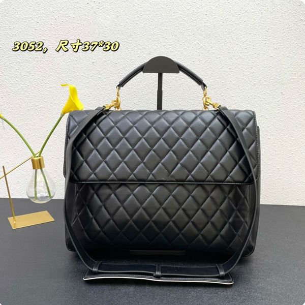 

designer designer bag briefcase crossbody bag tote boston fashion strap backpack shopping casual leather large capacity simple metal logo