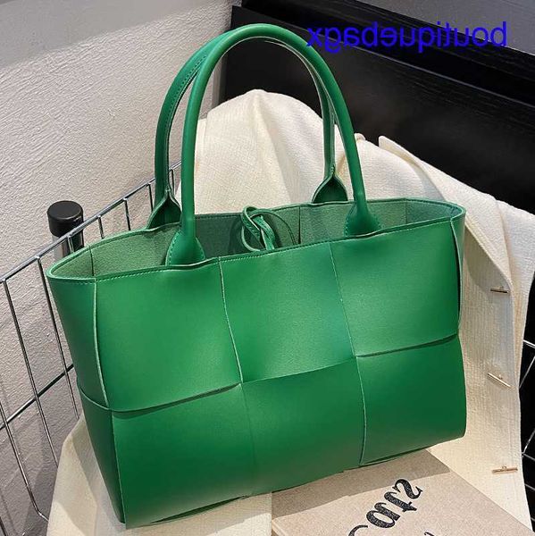 

luxury bottegss venetss arco evening bags online store trendy net red bag women's 2023 spring new western style single shoulder la with