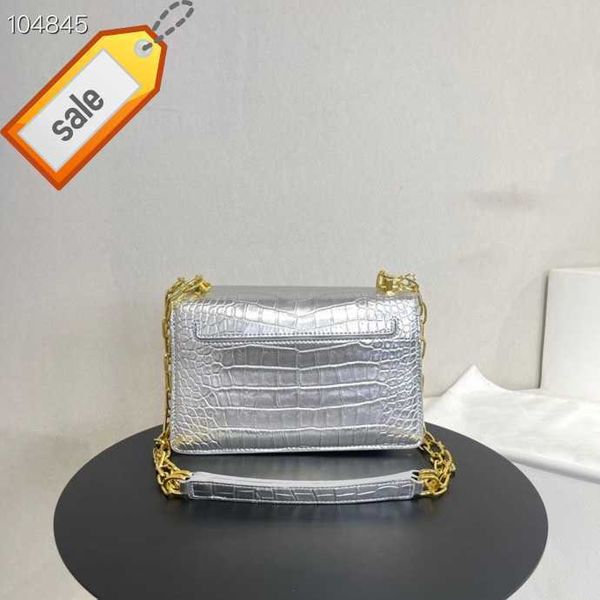 

luxurys brand designer bags handbag shoulder crossbody bag tote bag 2023 new classic print mature fashion stitching color light messenger ba