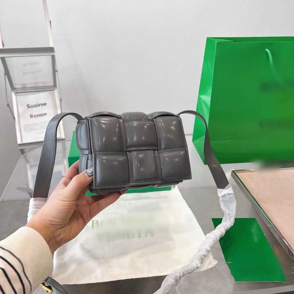 

women lady's ladies handbags classic bag 2023 venetas bottegaes cassette handbag bags woven tofu mini fashion wallet crossbody strap pu