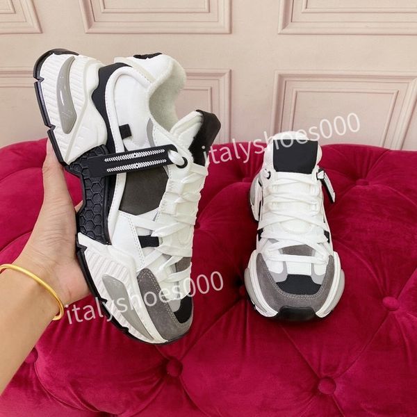 

2023new women sneakers flat trainers black mesh lace-up casual shoes outdoor runner trainers sport shoes