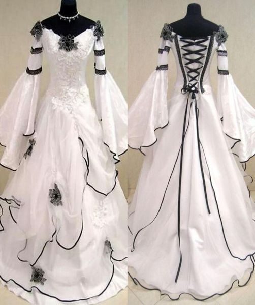 

renaissance vintage black and white medieval wedding dresses vestido de novia celtic bridal gowns with fit and flare sleeves flowe5546575