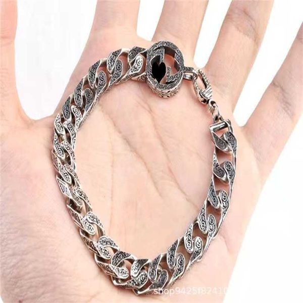 

2023 designer new jewelry silver double bracelet details thick pattern chain hook clasp bracelet for lovers, Black