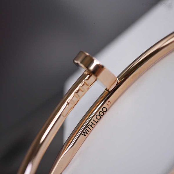 

highquality luxury gold charm bracelet jewelry diamond designer bracelets bangle titanium steel jewelry women classic girls wedding party, Black