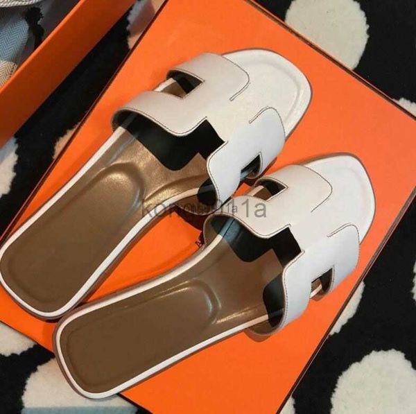 

famous brand beach slippers classic flat heel summer designer fashion flops leather lady slides women shoes l bath ladies sandals001, Black