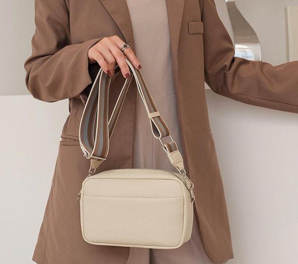 

to quality shoulder bag women's men handbags tote clutch flap jingle bag crossbody bags 8888