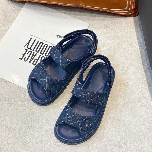 

denim blue hook loop college student shoes woman sew lattices flats vrouwen sandalen girls cut-out roman sneakers women sandals y0721, Black