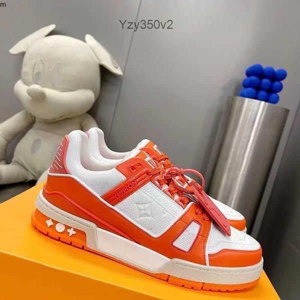 

2023 luxury designer spring and summer men sports shoes collision color outsole super good-looking size39-46 mkjkhy84785