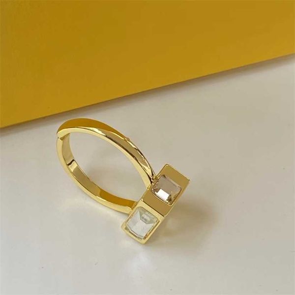 

2023 designer 2023 new f letter rectangle stone rhinestone adjustable open brass small design ring, Silver