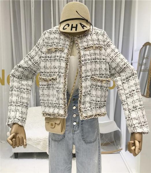 

qnpqyx new women buttons pockets design tweed jackets tassel plaid coats female autumn2423441, Black;brown