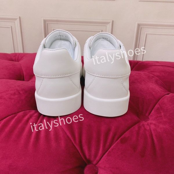 

2023mens new running shoes laces samba women mens classic black white designer sneakers red wales bonner platform trainers sports