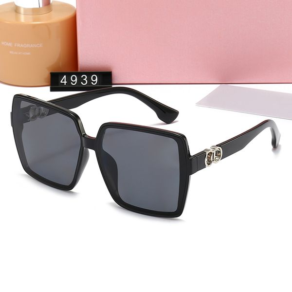

sunglasses for men and women summer classic style anti-ultraviolet retro plate square full frame fashion eyeglasses random mm4939, White;black