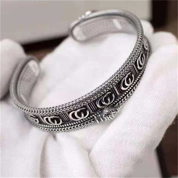 

2023 designer new fashion jewelry gujia double stripe three-dimensional king snake open gear trim light luxury fashion men's bracelet, Black