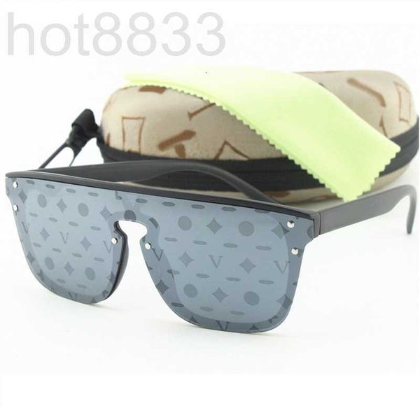 

sunglasses designer new square fashion for men women black frame silver mirror flower letter lens driving brand sun glasses outdoor sports e, White;black