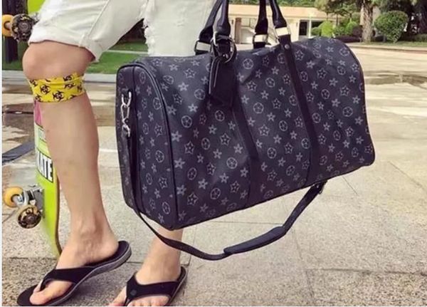

travelling bag luxury fashion men women brand designer luggage handbags with lock large capacity sport bag