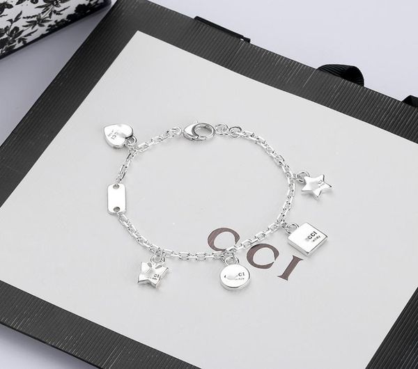 

2023new luxury little bear link chains fashion designer jewelry 18k gold plated stainless steel couple wedding bracelets gift ac9809754, Black