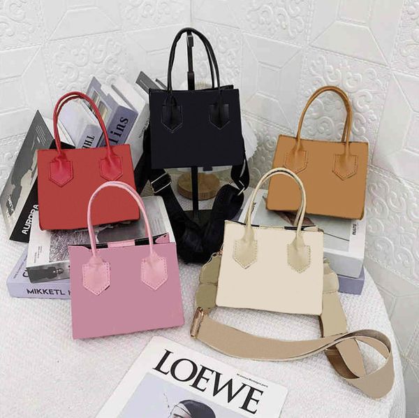 

kids designer handbags korean fashion pattern printing children cross-body bags baby girls candies snack bags coin purses teenager travel ba, Black