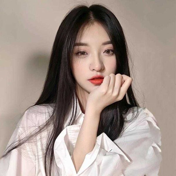 

womens natural full head wig long hair with fashionable black straight mid length