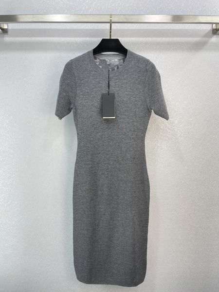 

casual dresses european luxury designer designs new double face ff jacquard knitted set skirt, Black;gray