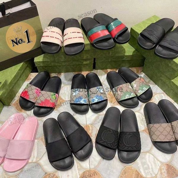 

designer men women 2023 slippers bears freight bee tiger cat snake flower rubber slides sandal flat blooms strawberry bees beach shoes 35-48, Black