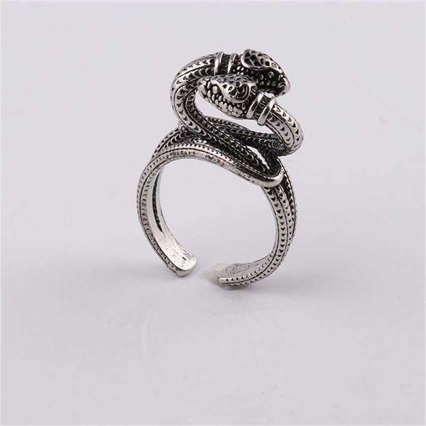 

2023 designer new fashion jewelry double snake winding an old men and women the same pair of ring meng jewelry, Silver