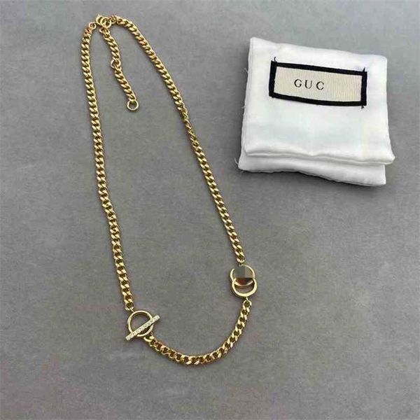 

2023 designer new family gujia double letter diamond buckle hollow stitching women's net red same version necklace, Silver