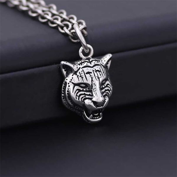 

2023 designer new jewelry family men's sterling silver necklace temperament wolf king totem tiger gift pendant zodiac sign
