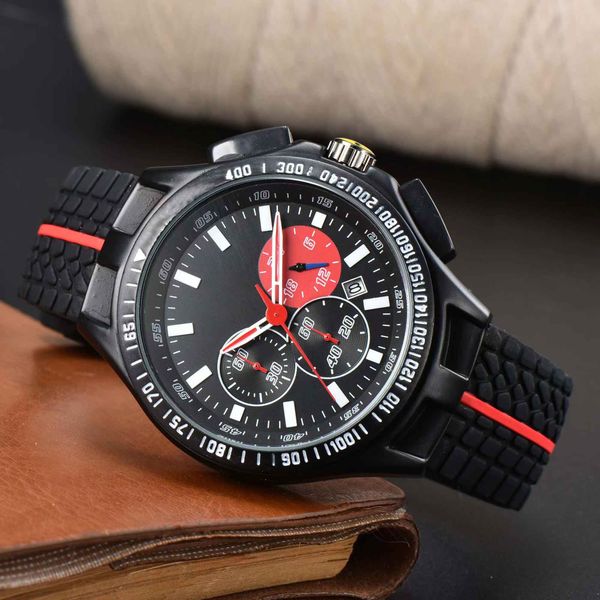 

2023 men's luxury quartz watch business leisure six pin running second multifunctional calendar glow waterproof band watches, Slivery;brown