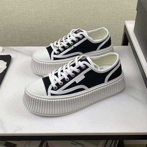

shoes 2023 summer new style small fragrant canvas shoes heighten small white shoes women's shoes breathable color matching casual shoes, Black