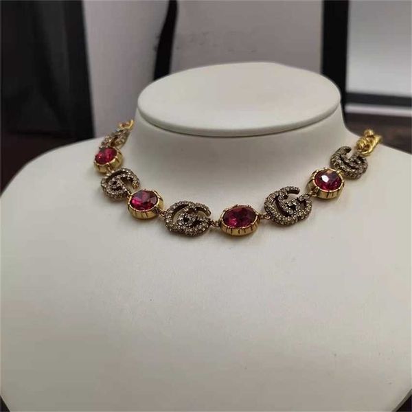 

2023 designer new fashion jewelry ancient crystal inlaid necklace light and extravagant. cool. high-level clavicle chain girl, Silver