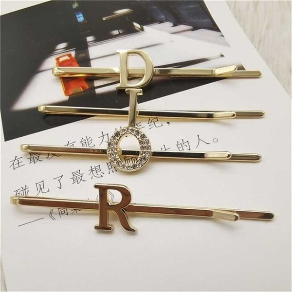 

2023 designer new fashion jewelry fashion simple public letter sense temperament hairpin small super fairy versatile hair ornament female, Golden;silver