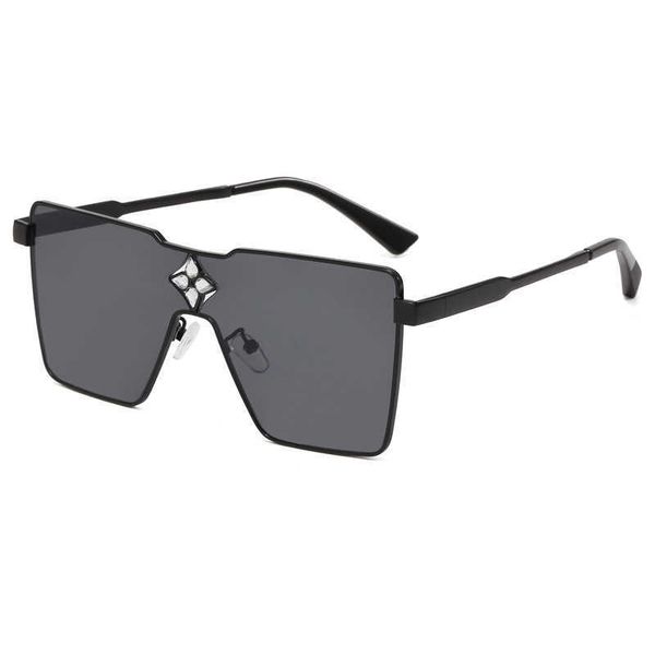 

2023 new full-frame ocean lenses trend temperament sunglasses women anti-ultraviolet large frame thin glasses, White;black