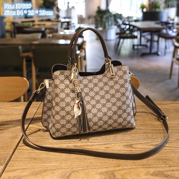 

Factory wholesale ladies shoulder bags 2 colors, large capacity, multi-layered fashion handbag classic gray printed retro tote bag tassels elegant handbags, Khaki-3766#