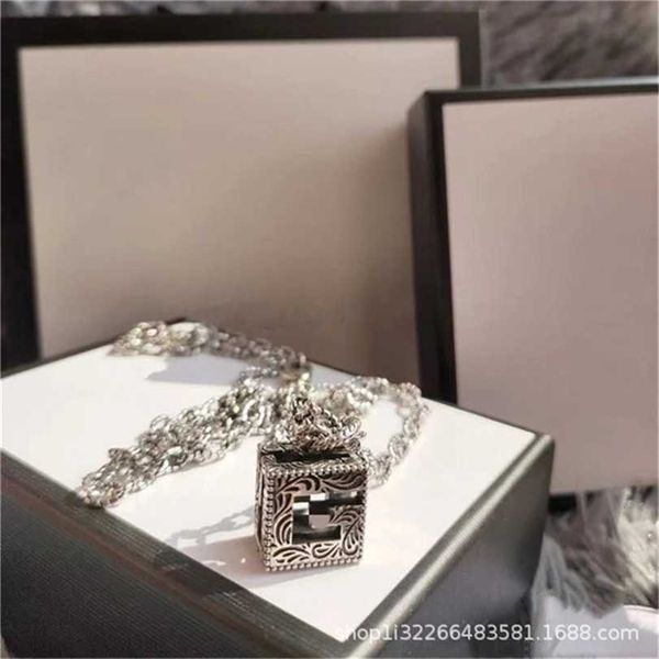 

2023 designer new fashion jewelry 925 square three-dimensional hollow carved pattern necklace, old fashion men's and women's penda, Silver