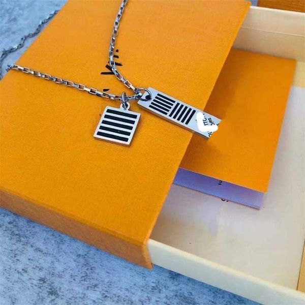 

2023 designer new lvjia enamel chessboard stripe double card necklace titanium steel colorless men's fashion simple personality unique, Black