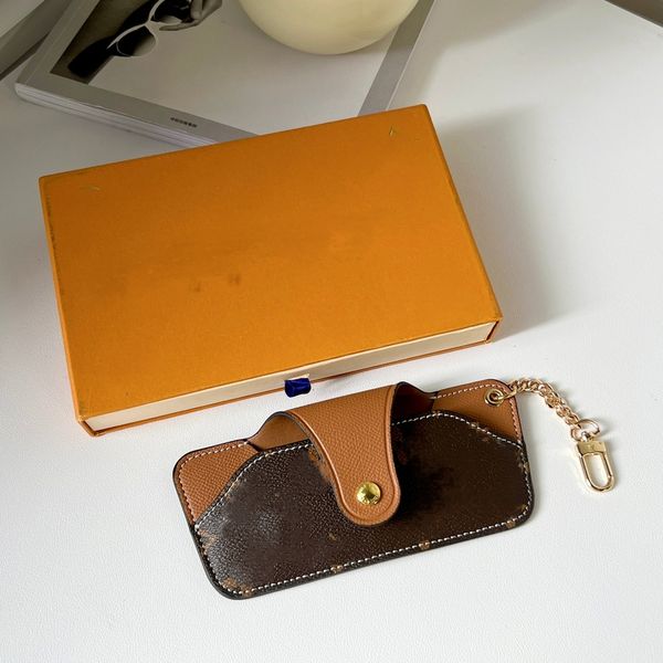 

designer letter key wallets brand color-blocking men's and women's glasses sunglasses box storage wallets coin purses couple bags, Red;blue