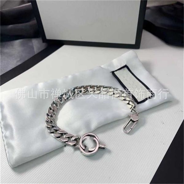 

2023 designer new fashion gu cuban bracelet silver male and female couples buckle letters to do fashion jewelry silver chain punk hip hop, Black