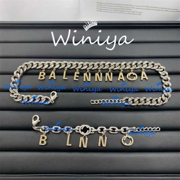 

2023 designer new g family necklace / gujia new letter diamond inlaid clavicle chain bracelet feminine temperament old fashion jewelry, Silver