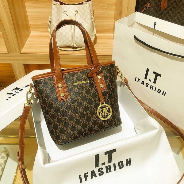 

women's bag 2023 new leather one-shoulder cross-body portable vegetable basket tote bag bucket bag