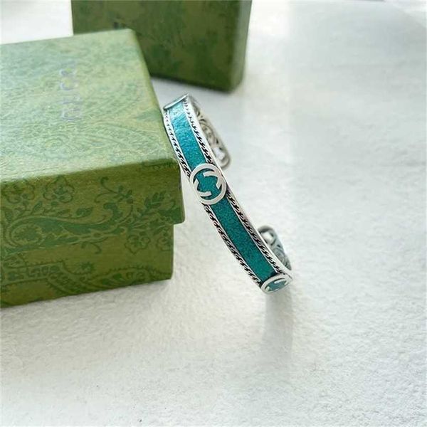 

2023 designer new jewelry silver green enamel bracelet with woven piping and interlocking double used hand jewelry fashion couple, Black