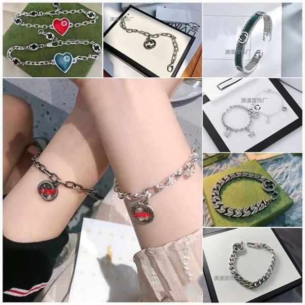 

2023 designer new jewelry sterling silver distressed couple double skull gugao version chichi bracelet, Black