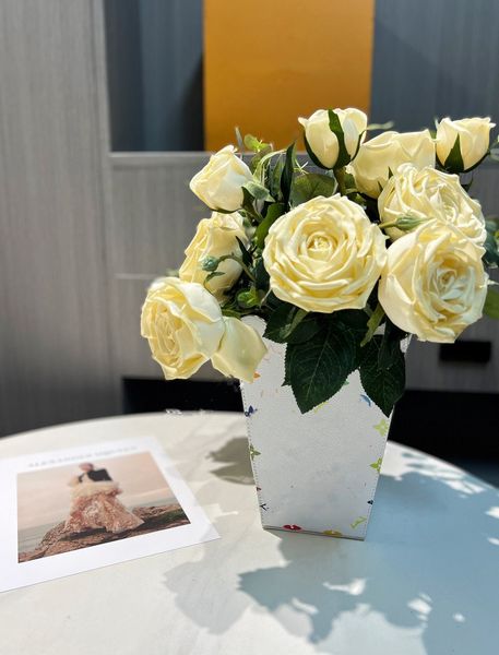 

limited edition flowers coin purses french vintage men's and women's vases home decoration designer's accessories purses coup, Red;black