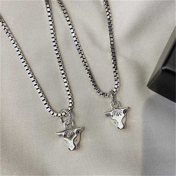 

2023 designer new fashion jewelry gujia s925 sterling silver necklace yibo's same head necklace, cow like box chain
