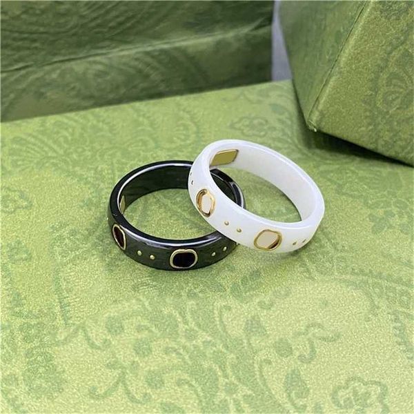 

2023 designer new jewelry double ceramic little bee fried dough twist star lover ring for men and women version, Silver