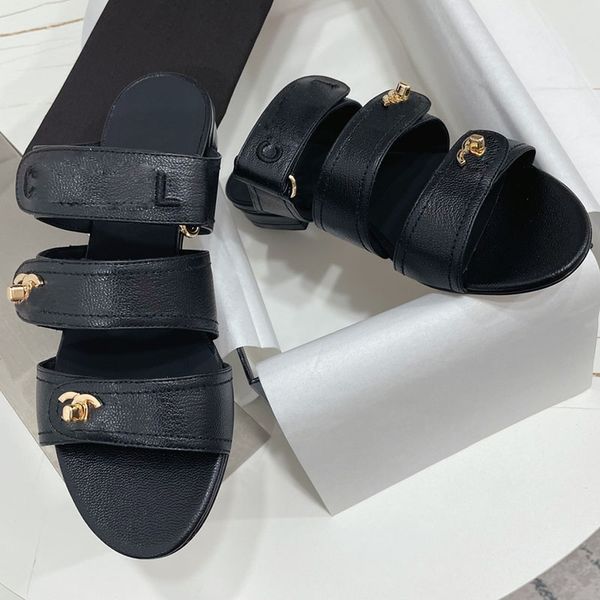 

23ss slippers for womens with low heels sandals quilted texture golden silver metal slip on slide designer ladies mule outdoor wedding shoe, Black