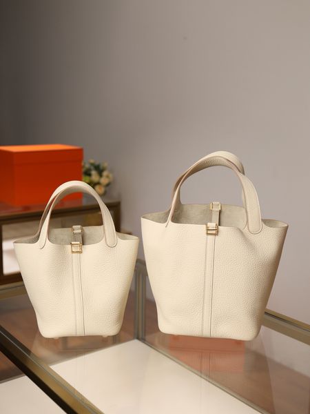 

bucket bag fashion luxury brand designer high-quality exquisite hardware craft cream white