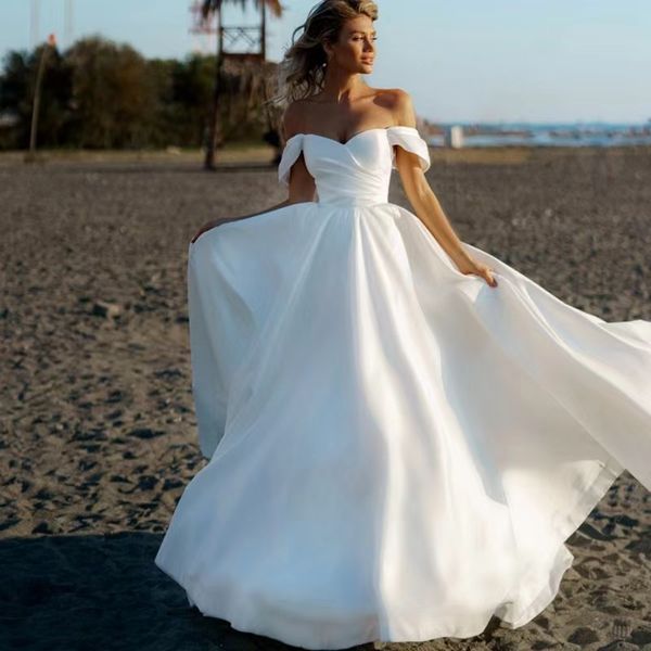 

new wedding dress style sweet heart strapless long train ball gown bridal gown fn8424, White