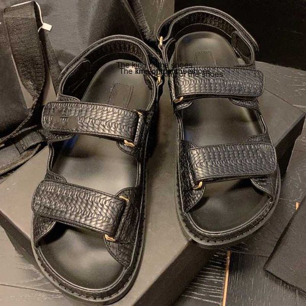 

slipperssmall fragrant sandals women's outwear 2023 design summer new fitting versatile sports roman shoes flat beach shoes, Black