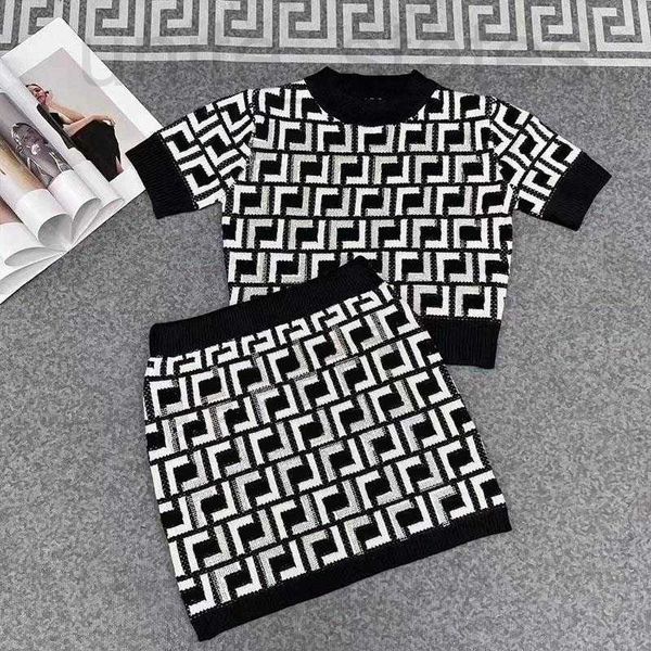 

two piece dress designer 2023 dress spring women jaket pants short designer clothes outerwears crew neck luxury brand clothing long sleeves, White