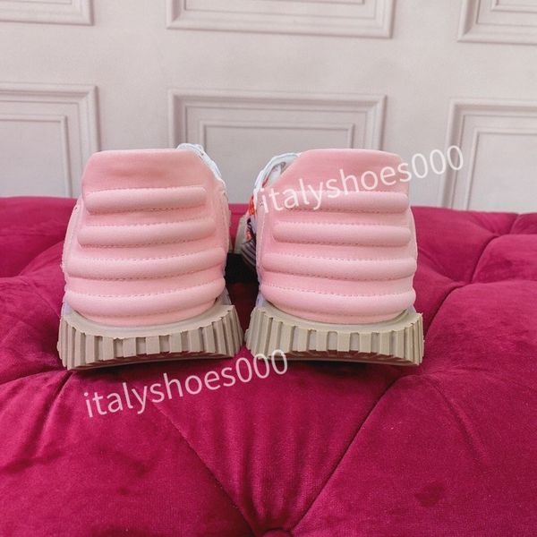 

2023woman shoes leather lace up men fashion platform oversized sneakers white black mens womens luxury velvet suede casual shoes